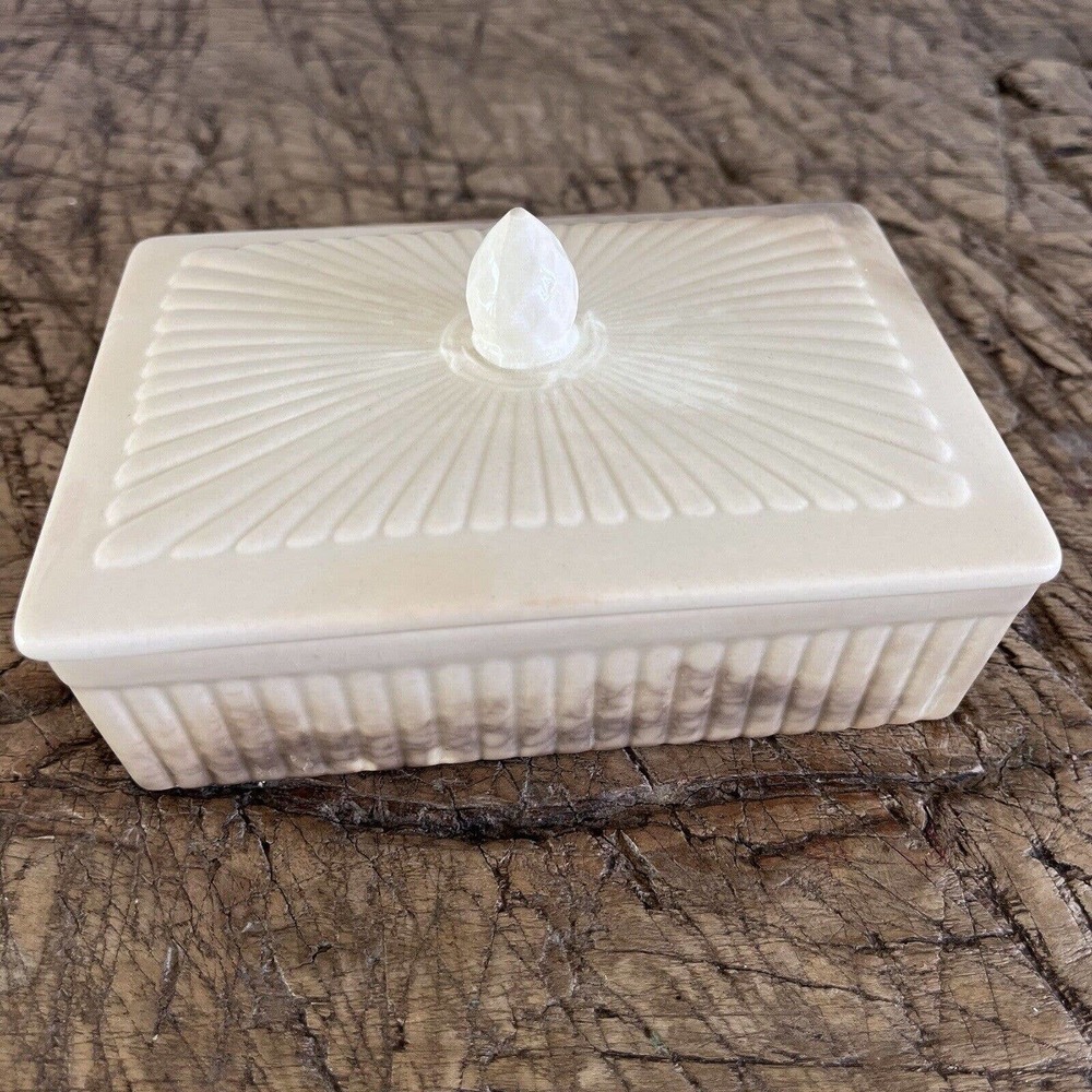 Wedgwood Box Etruria Barlaston Embossed Cigarette Trinket Box Art Deco Shabby
